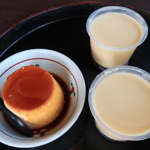 冷たいプリンと温かいプリン