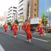 いなかの祭りの臭い漂う