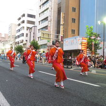 踊りに太鼓に笛