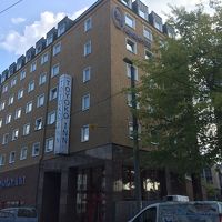 駅の近くで便利