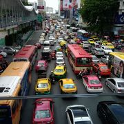 バンコクのメインストリート。いつも大渋滞。