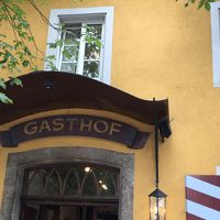 客室建物入り口