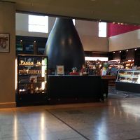 カフェとショップ