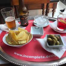 ビール、カンパリ