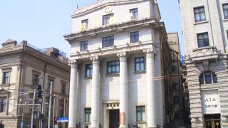 外資系の銀行ビル
