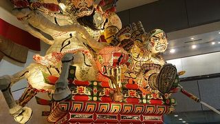 地下駐車場を利用