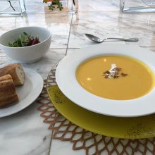 パンはホカホカ