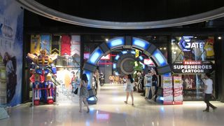 玩具を扱うショップを見かけました