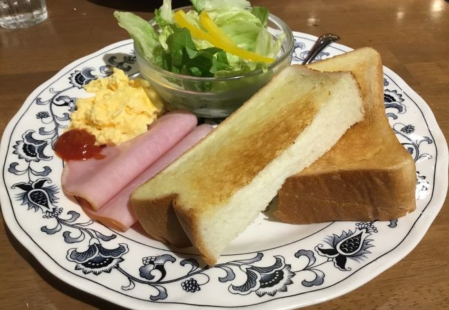 朝食を頂きました。