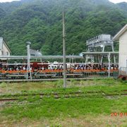 トロッコ列車に乗ります