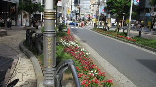 ト音記号のオブジェがあり芸術的な感じが漂っています