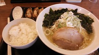 2019年８月９日現在、期間限定メニュー「鳴門うず潮わかめらーめん」発売中