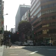 駅前からすぐに上り坂が始まるので、心理的に良くない。