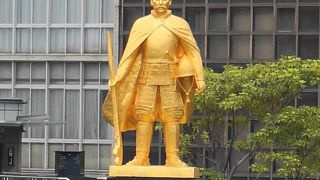 駅前のシンボル