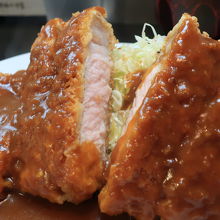 デミグラスソースのトンカツ