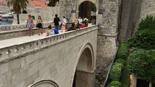 ケ一ブルカ一乗り場に近い