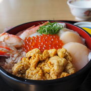 ノシャップ岬の食事処で海鮮丼