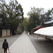 石清水八幡宮南総門前の参道