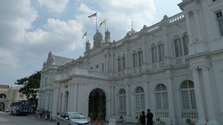 コタラマ公園の近く