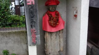 幼稚園の中にあります