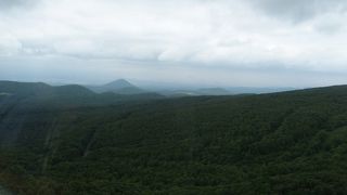 山頂からの景観が見事です