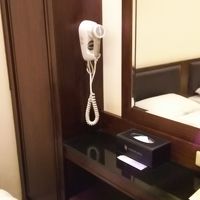 枕元は便利です