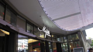 ハウプトヴァッヘにあります