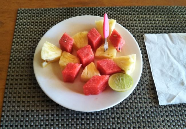 この店のミャンマー式のカレーを一度は食べてみて。