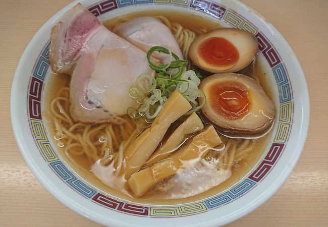 煮干し香る出汁が効いたラーメン