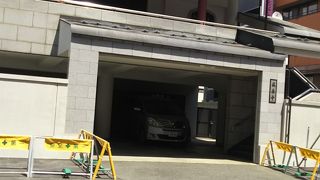 コンクリートの本堂