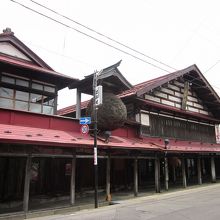 地酒を仕込む酒造会社のこみせ～