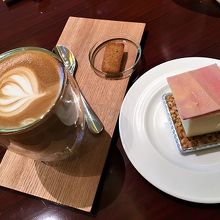 ピーチティラミスだったかと。