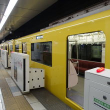 国際線ターミナル駅にて