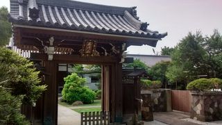 日本的伝統建築はたいへんきれいで必見