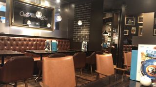 麻布十番店は狭いです