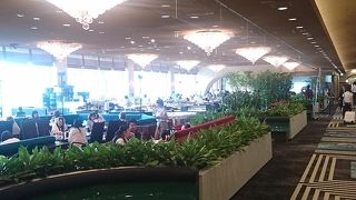 ホテルニューオータニのラウンジカフェ