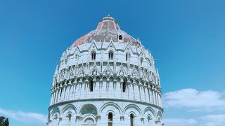 赤い屋根がキュート