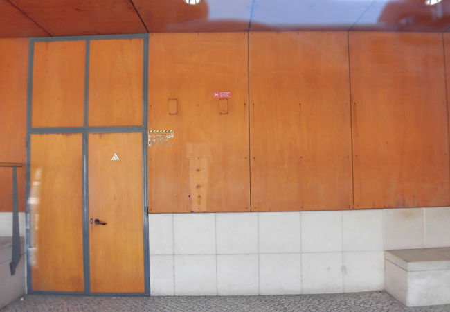 閉まっていました