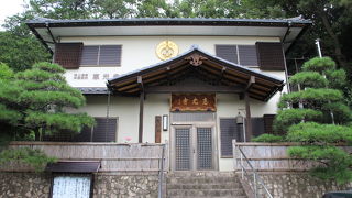 星谷寺の近くにある寺院