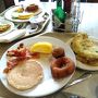 立地よし、朝食のオムレツは最高！！