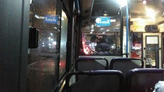 ラッシュ時は混雑