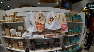 ポートフォリオ (ポルテラ空港店)