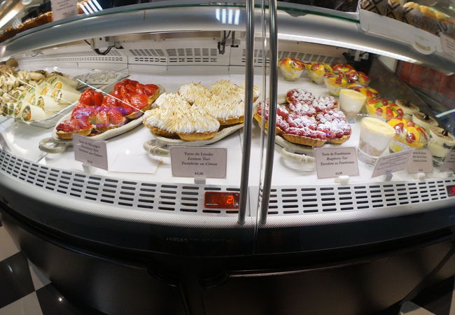 Pastelaria Versailles