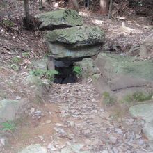 百穴古墳群の一つ