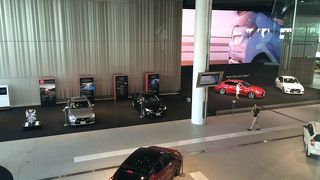 日産車がずらり