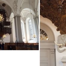 パイプオルガンと、オルガンの下の象。