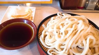 帰省のたびに食べたい、安過ぎて嬉しいコシの強いうどん!