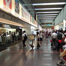 帰省客の混雑をよそに快適に手続きできました