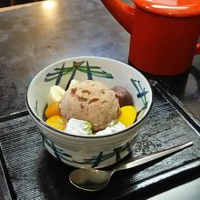 小倉あんみつ750円