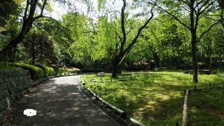 真鶴駅近くの高台にある公園